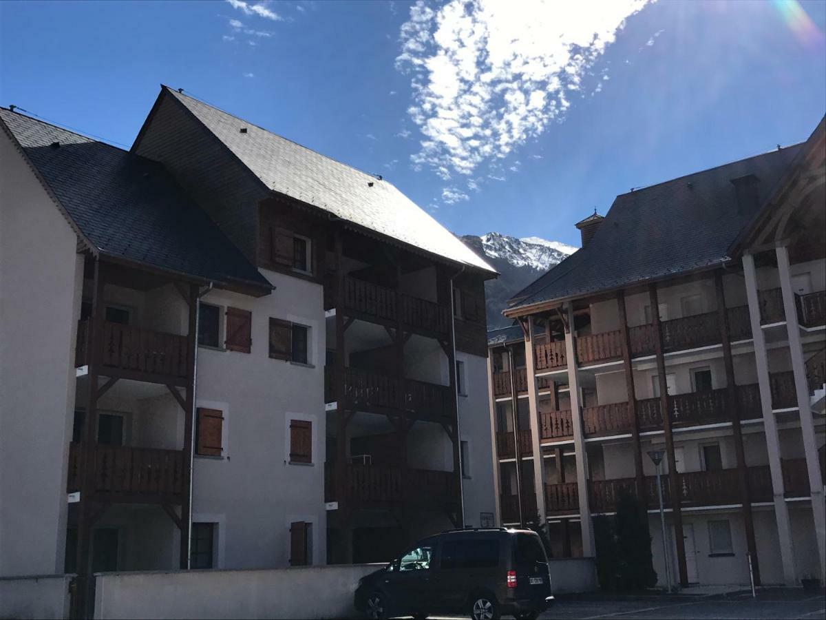 Appartement Tt Confort Au Coeur Des Montagnes Avec Vue Sur Les Montagnes Wifi 뤼생소베르 외부 사진